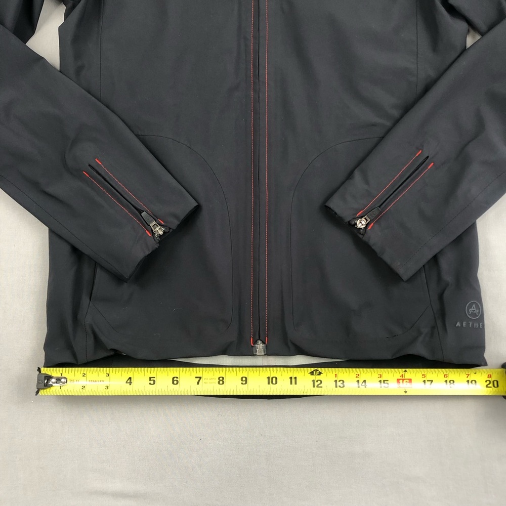 Aether Crosby Women's Softshell Jacket - image 3